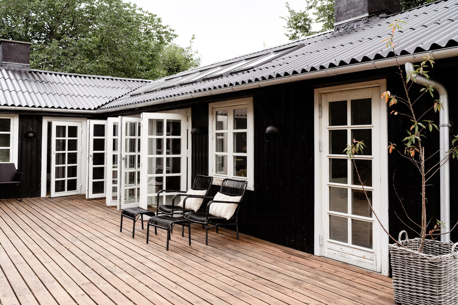 maison en bois avec terrasse en bois