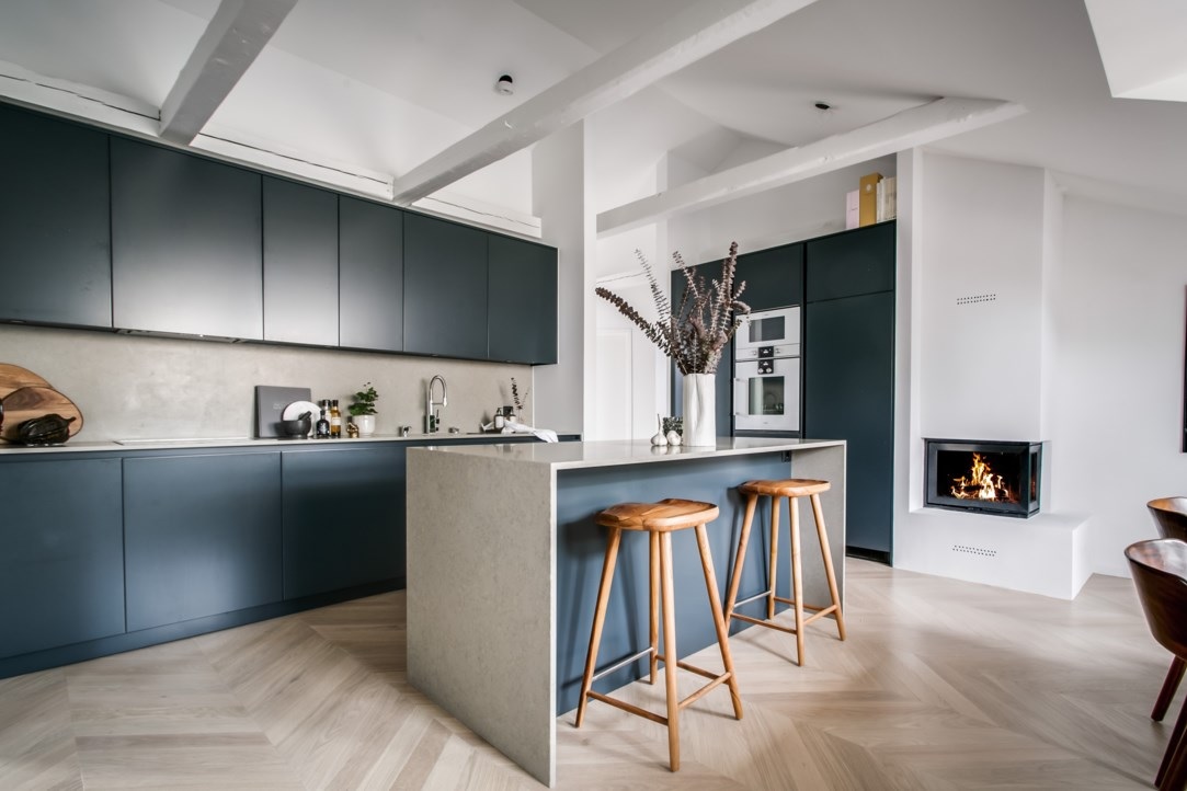 cuisine ouverte bleue décoration contemporaine