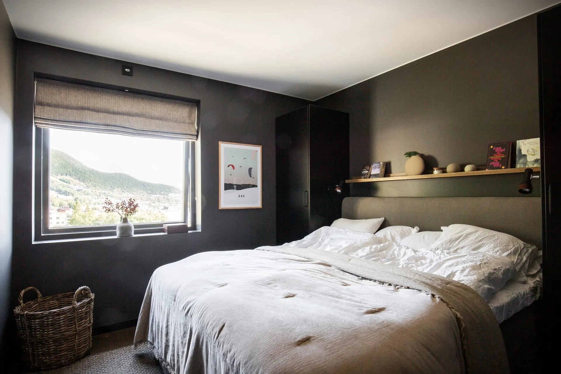chambre décoration sombre