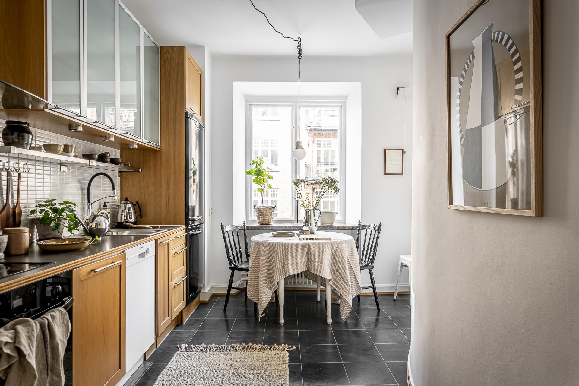 cuisine en bois avec coin repas cuisine en bois avec coin repas