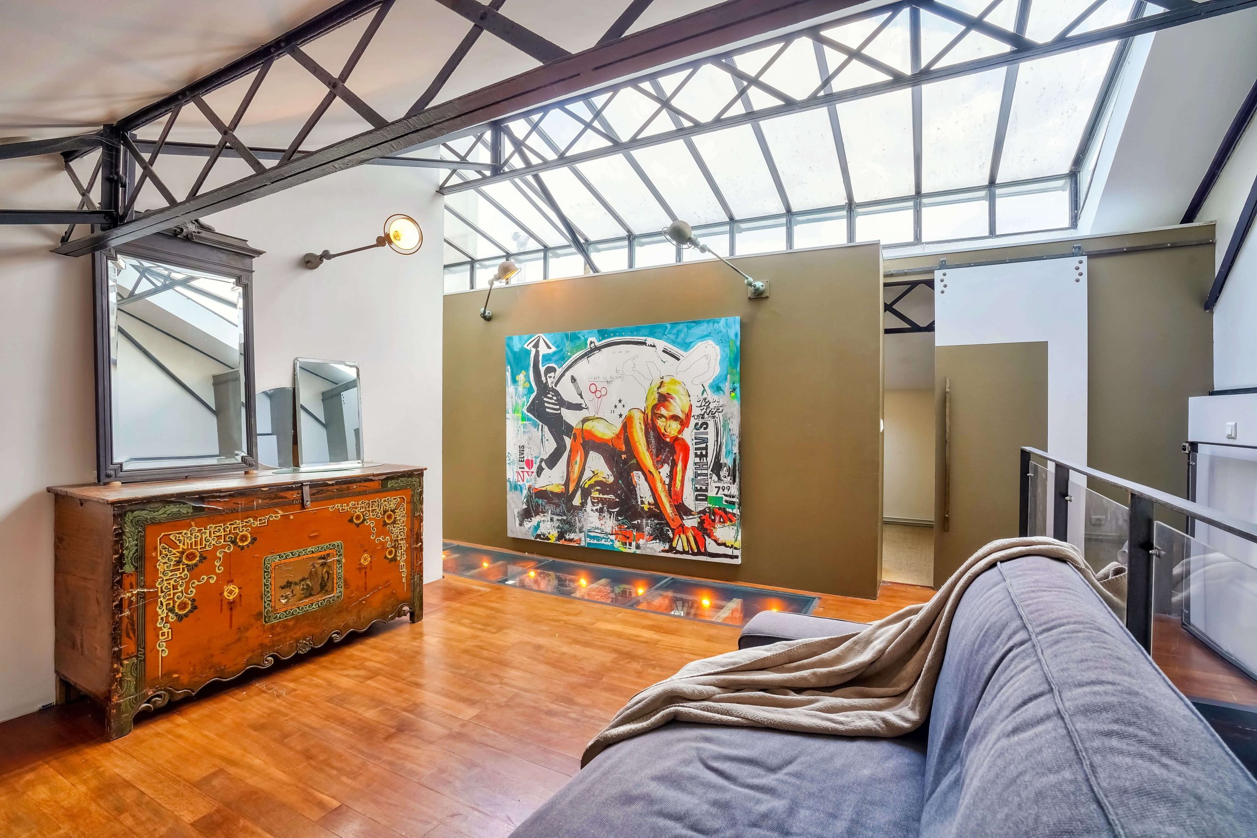 mezzanine avec structure Eiffel © Anthony Berger mezzanine avec structure Eiffel © Anthony Berger