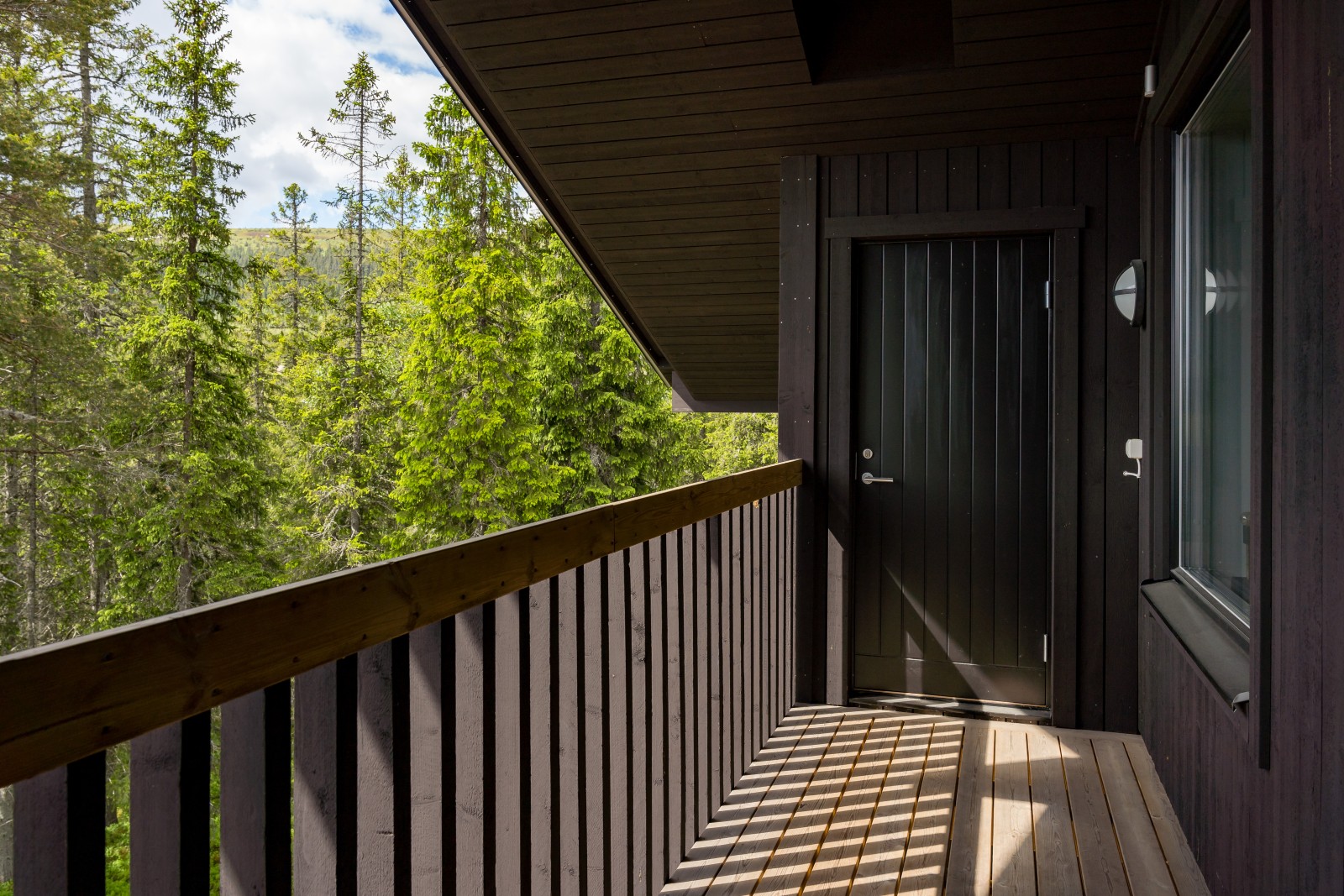 balcon chalet bois noir balcon chalet bois noir