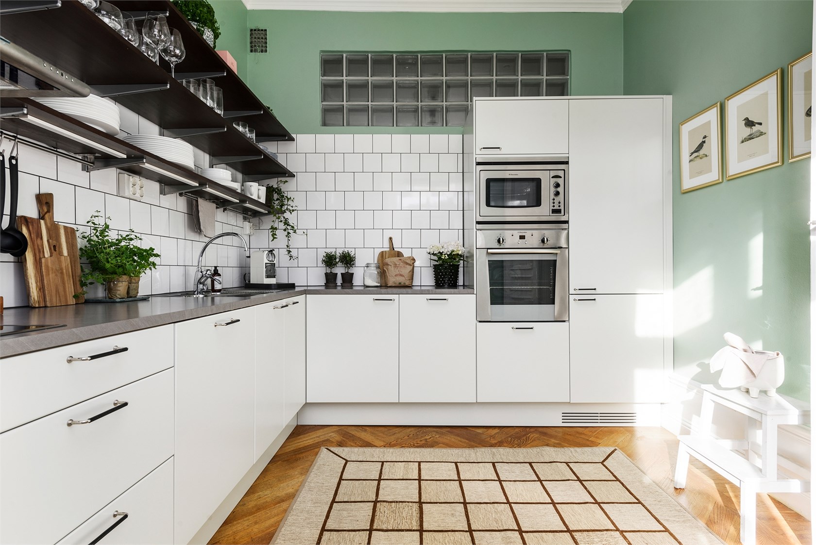 cuisine blanche murs peints en vert cuisine blanche murs peints en vert