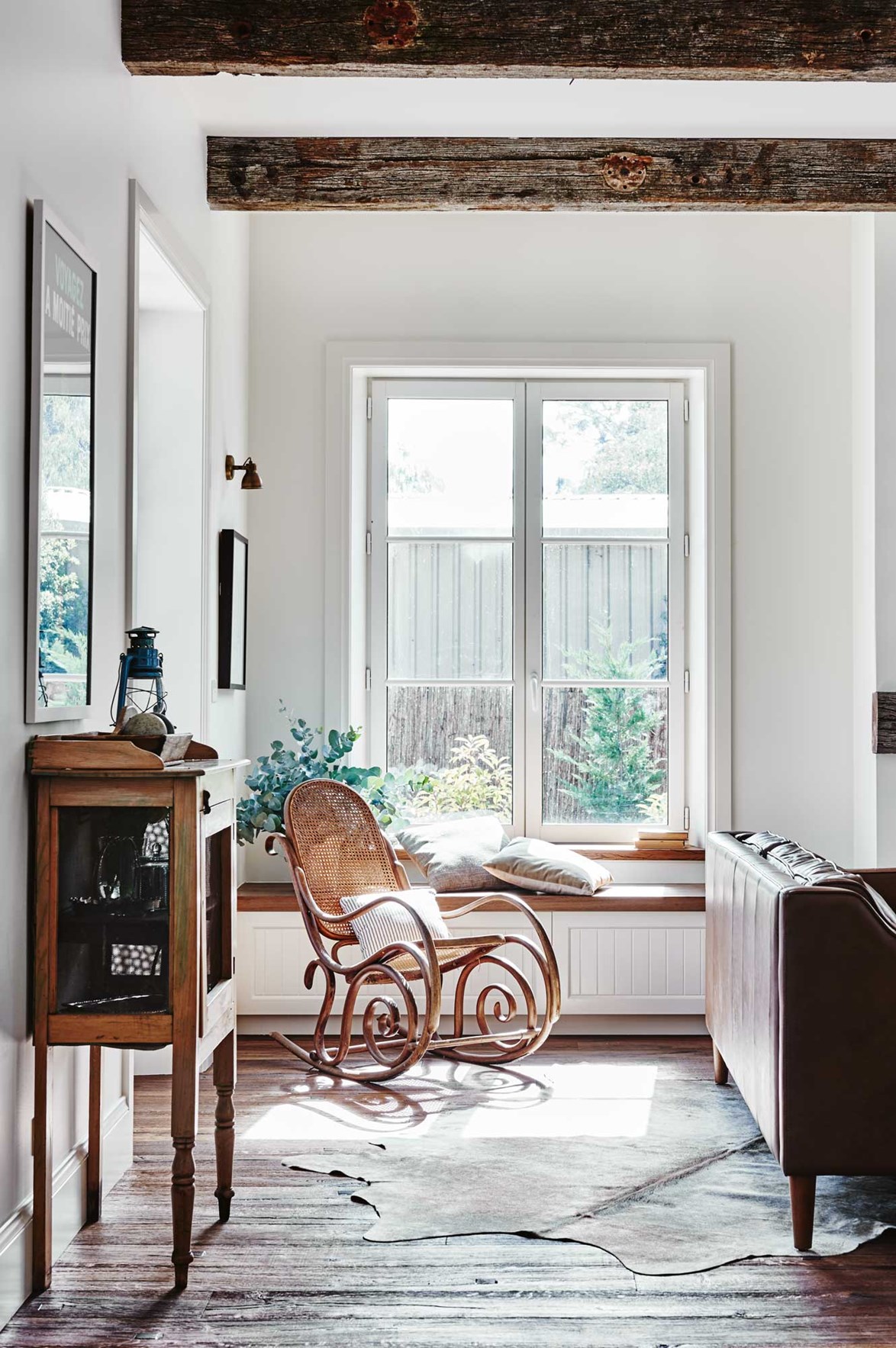 salon décoration rustique chic The French House