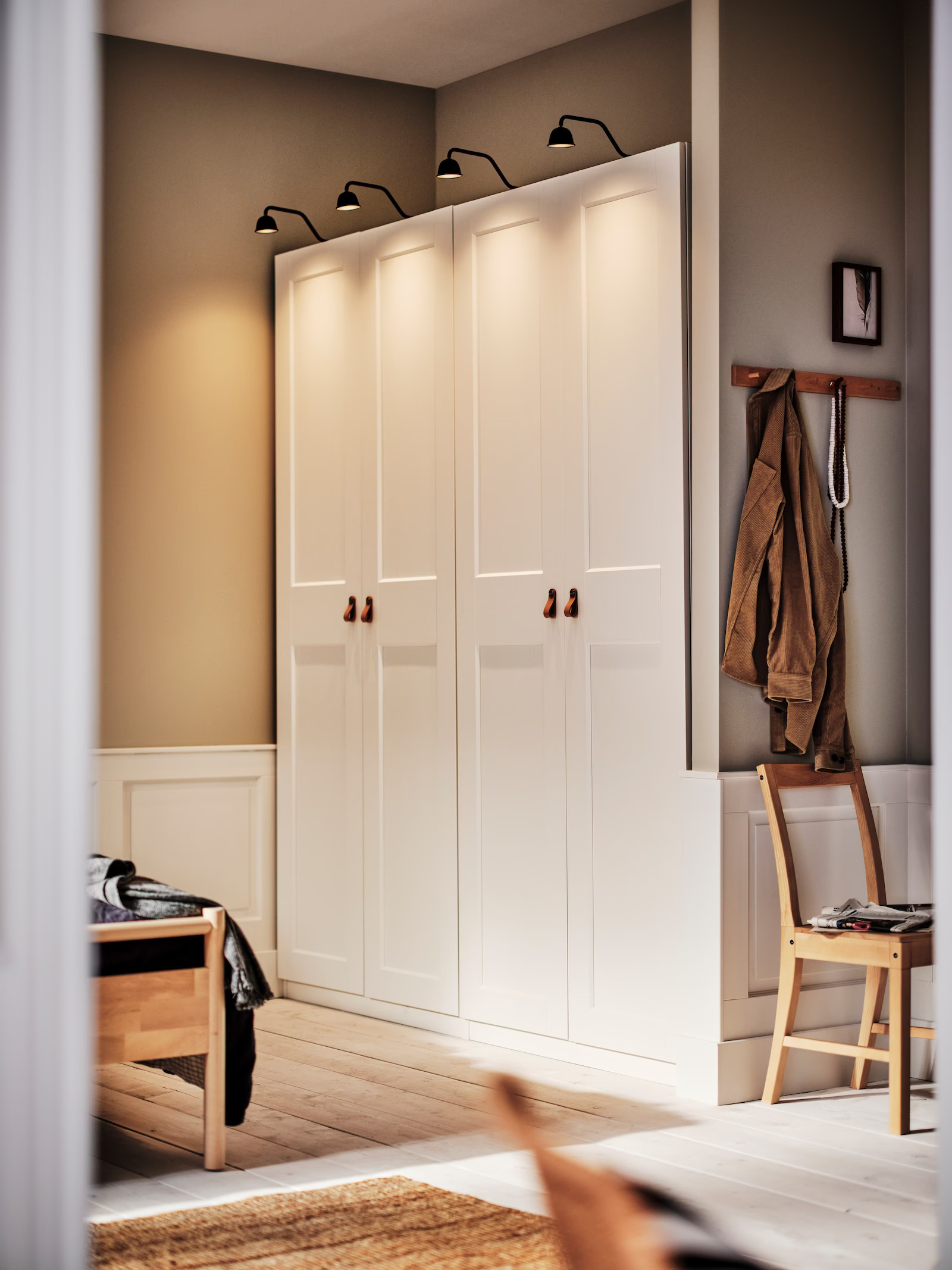 chambre avec dressing poignées cuir