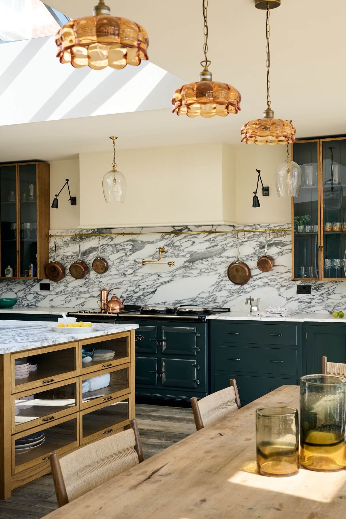 grande cuisine équipée deVOL décoration rustique chic