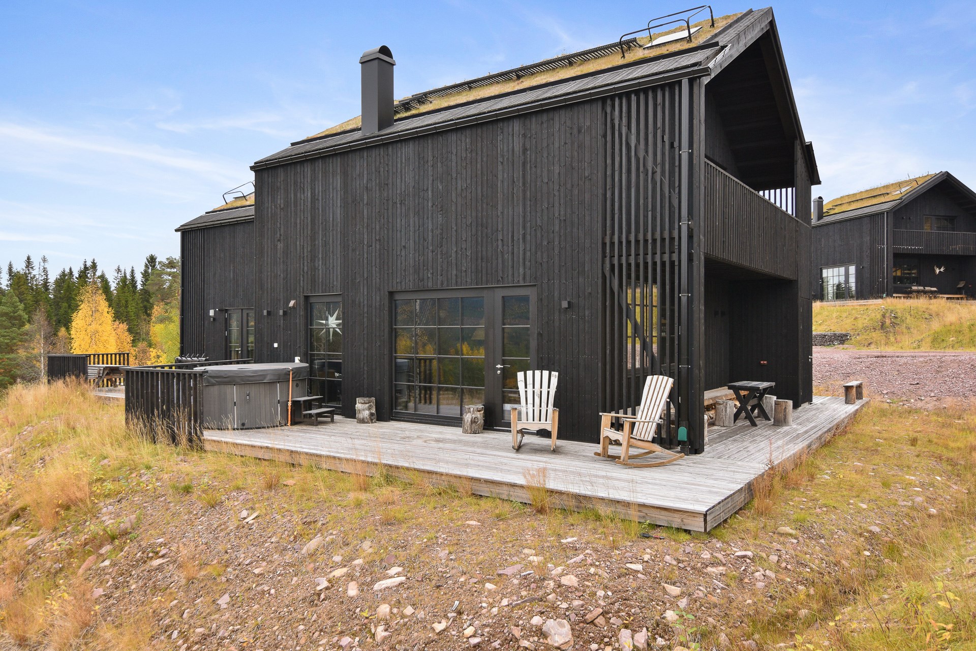 chalet noir contemporain chalet noir contemporain