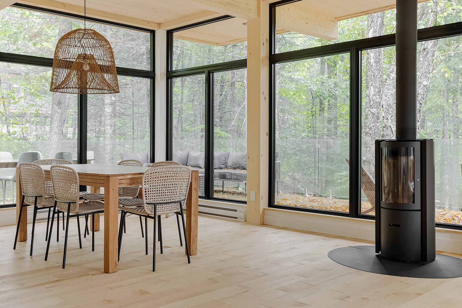 salle à manger chalet design