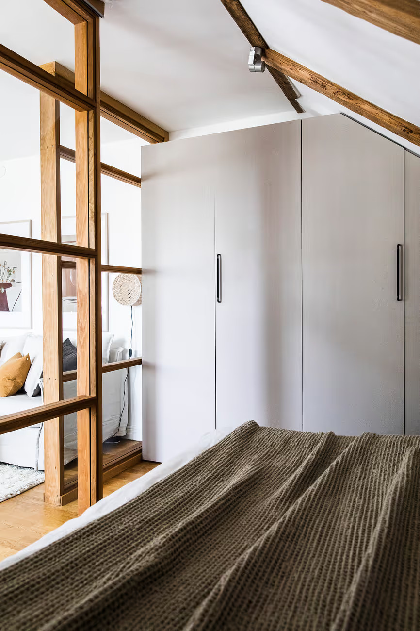 chambre avec verrière en bois