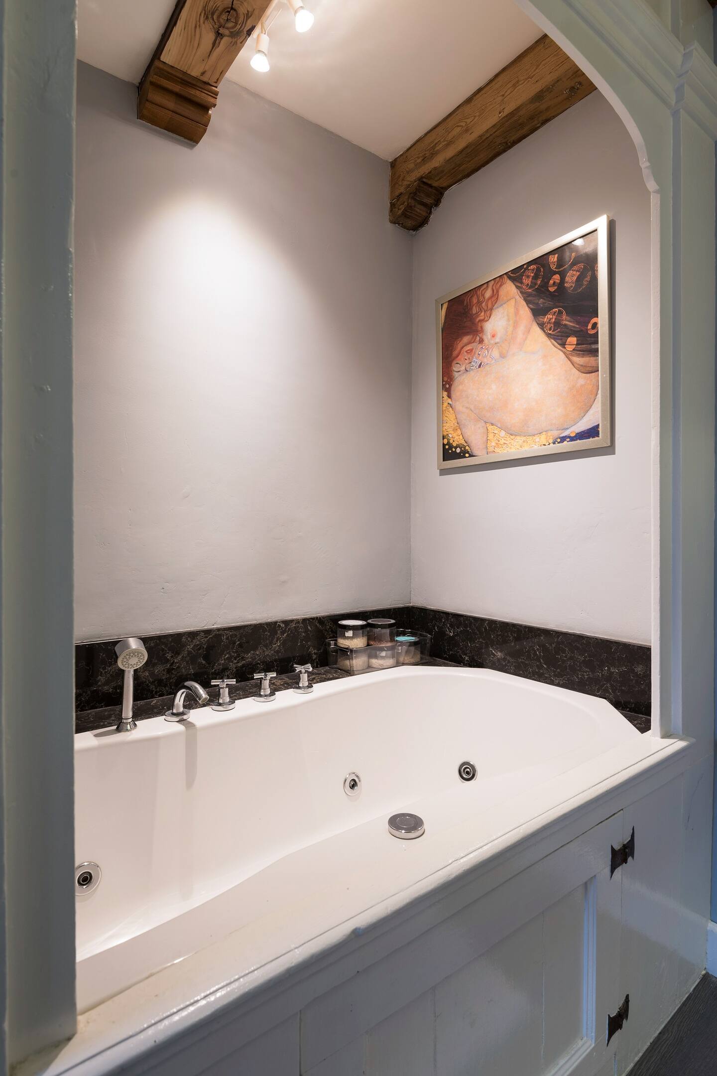 baignoire rétro loft Amsterdam baignoire rétro loft Amsterdam