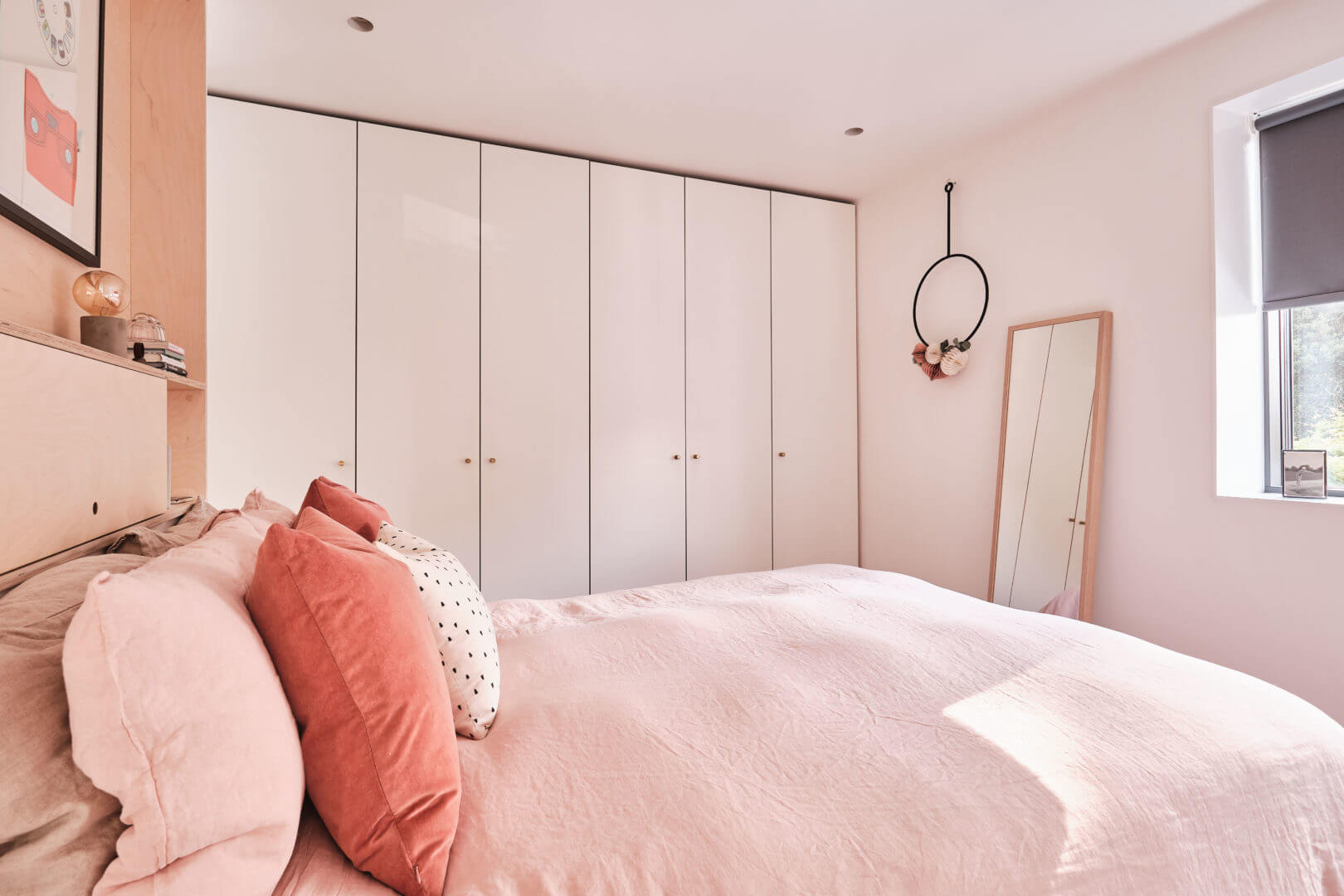 chambre décoration contemporaine rose
