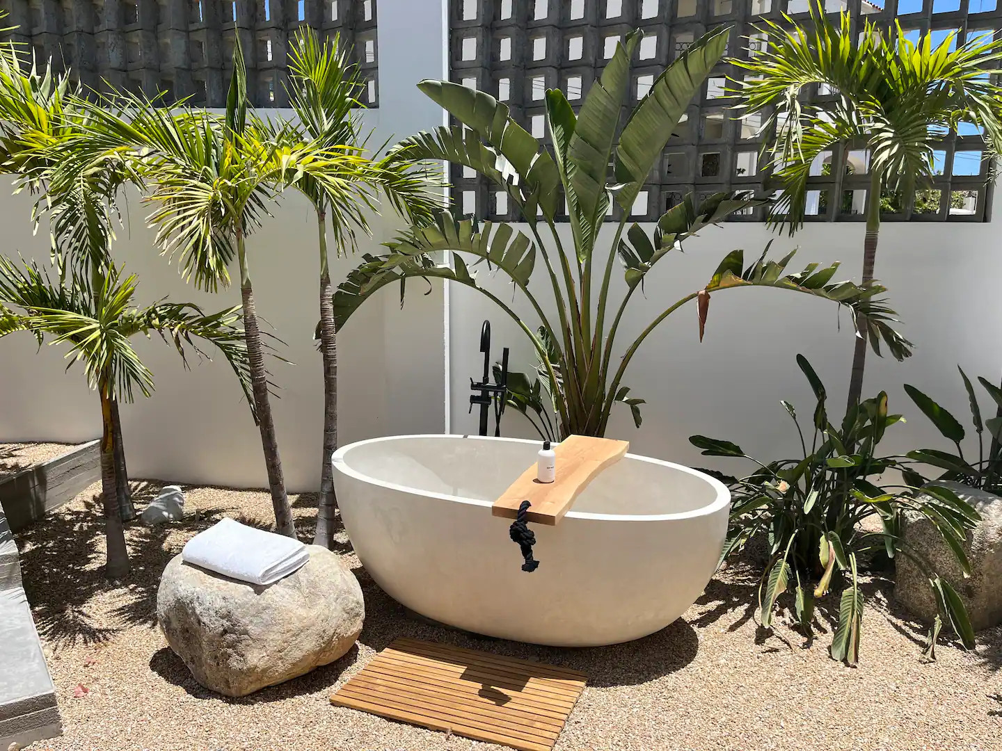 baignoire dans jardin