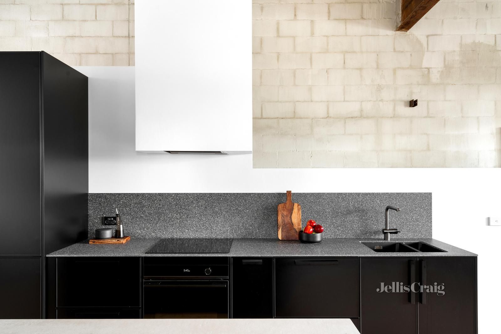 cuisine design noire et blanche