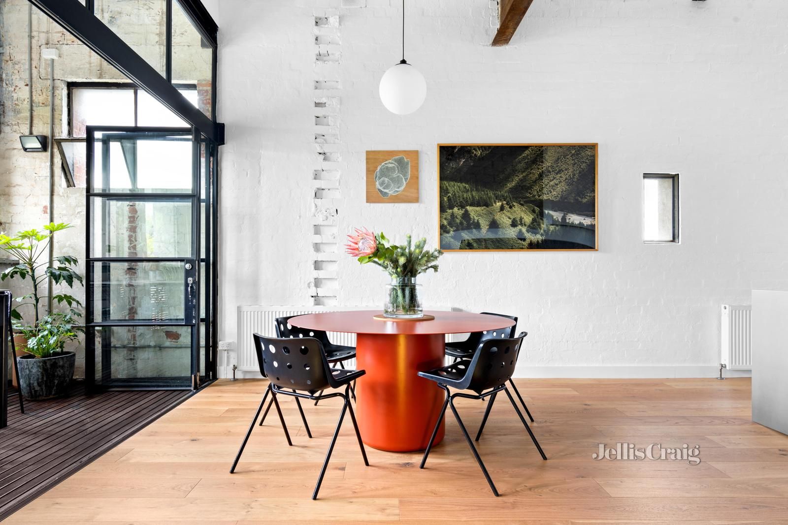 salle à manger avec verrière maison loft