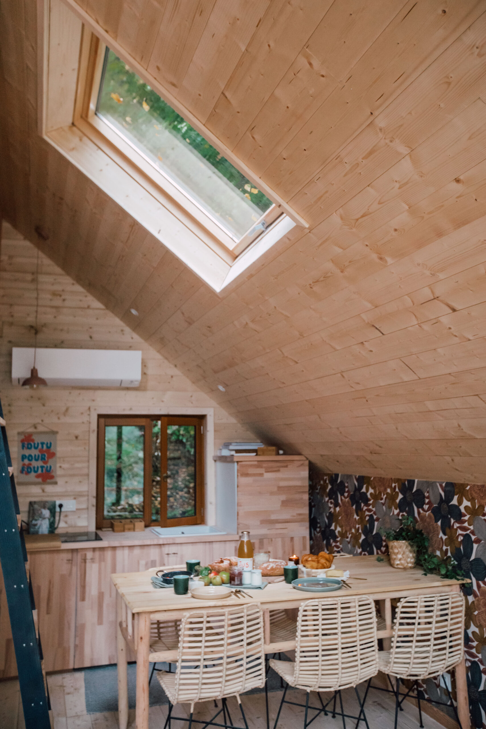 cuisine maison en bois Casa Rosalie Normandie