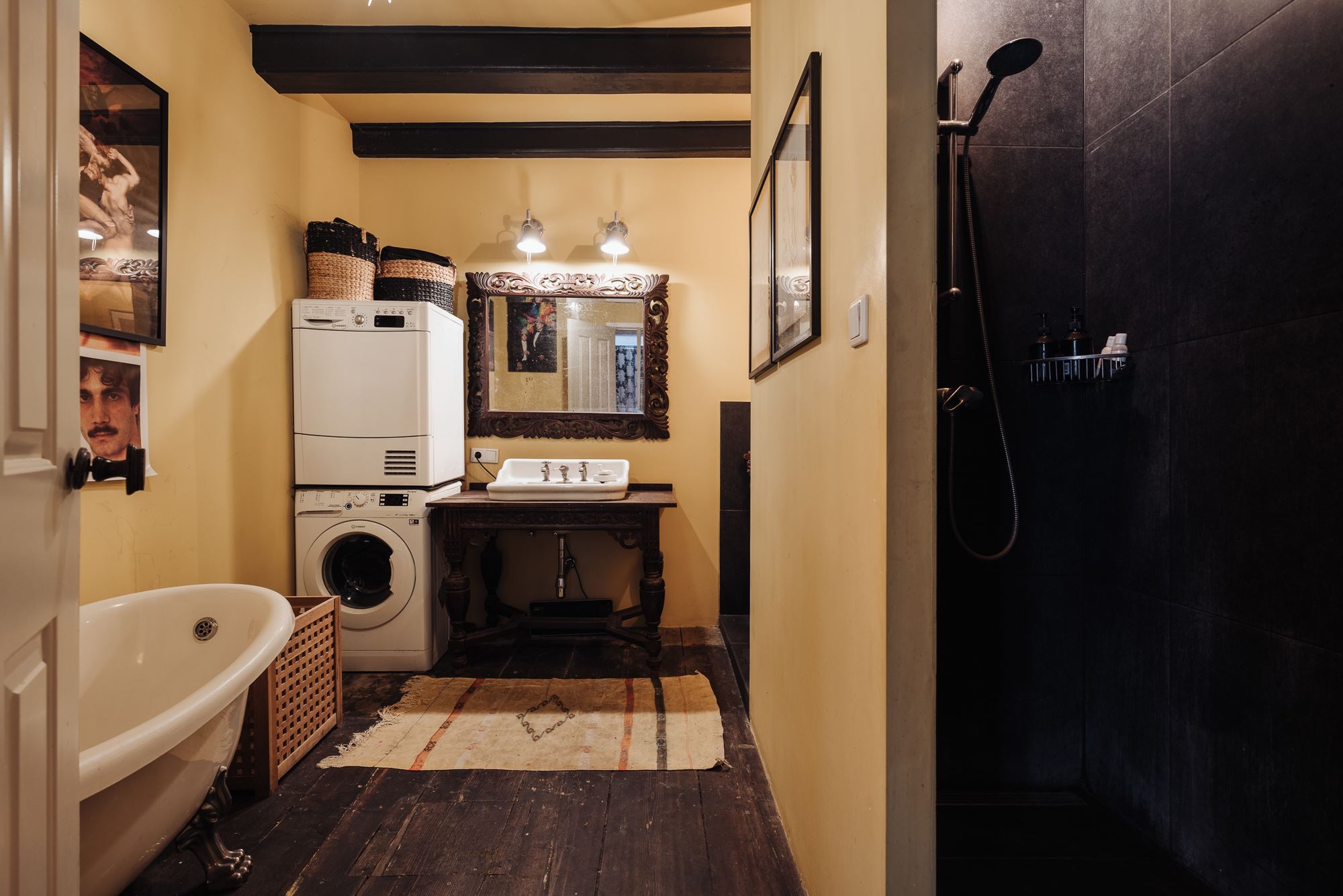 salle de bain jaune rétro salle de bain jaune rétro