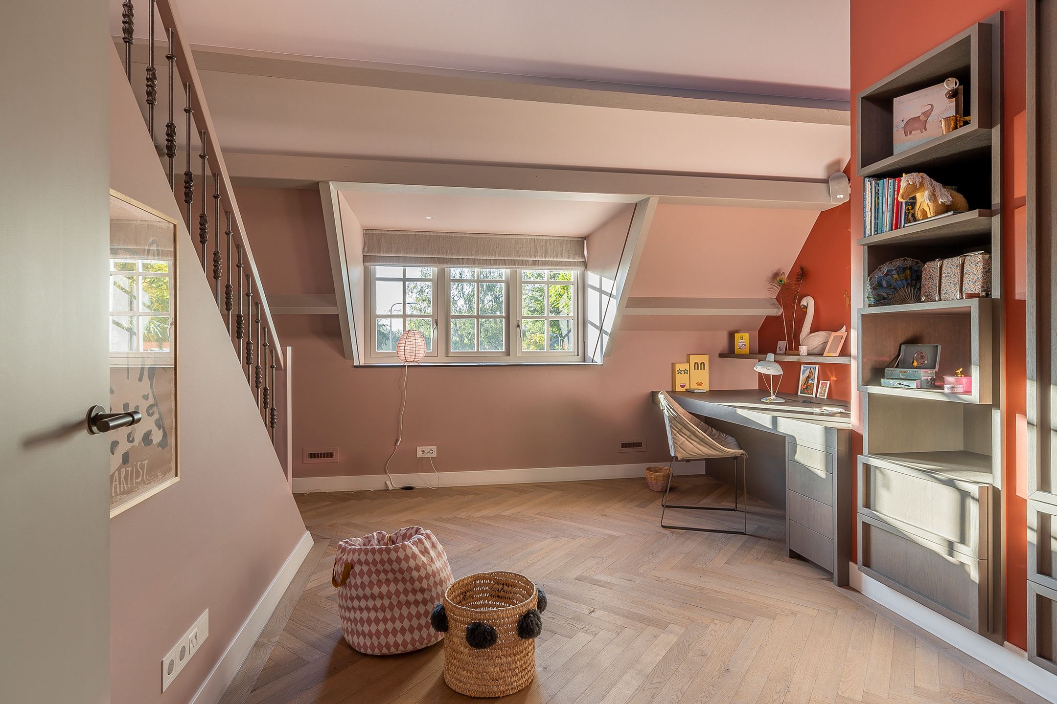 chambre enfant avec mezzanine décoration contemporaine