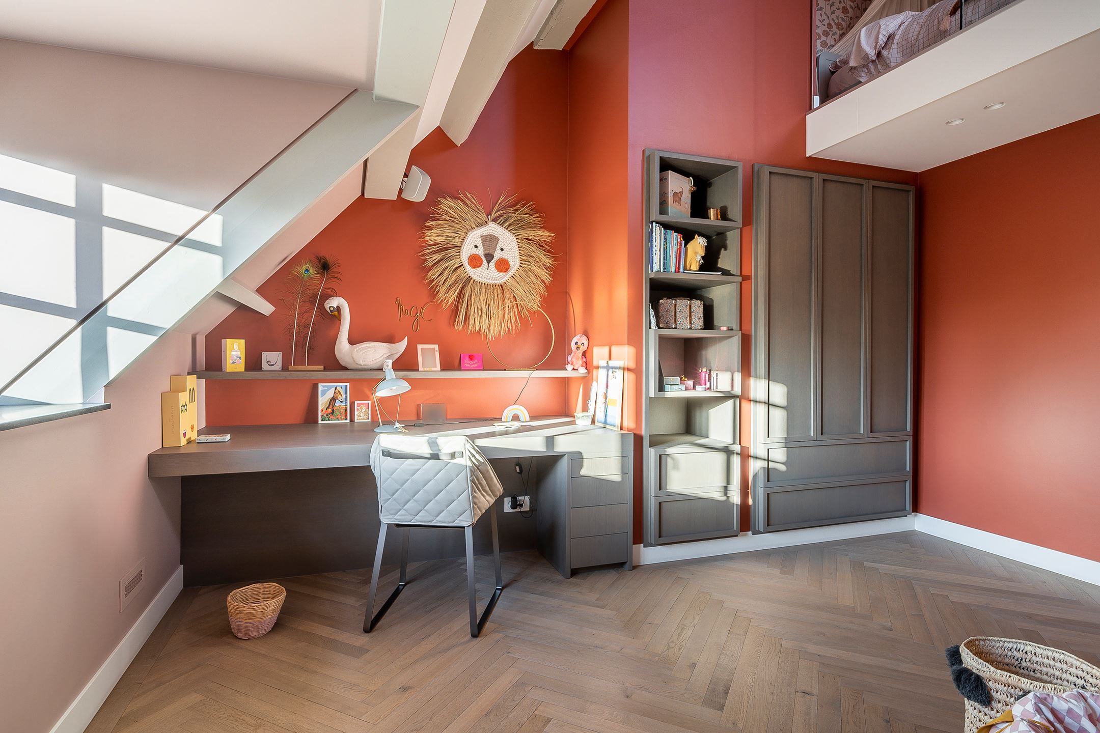 chambre enfant avec mezzanine décoration contemporaine