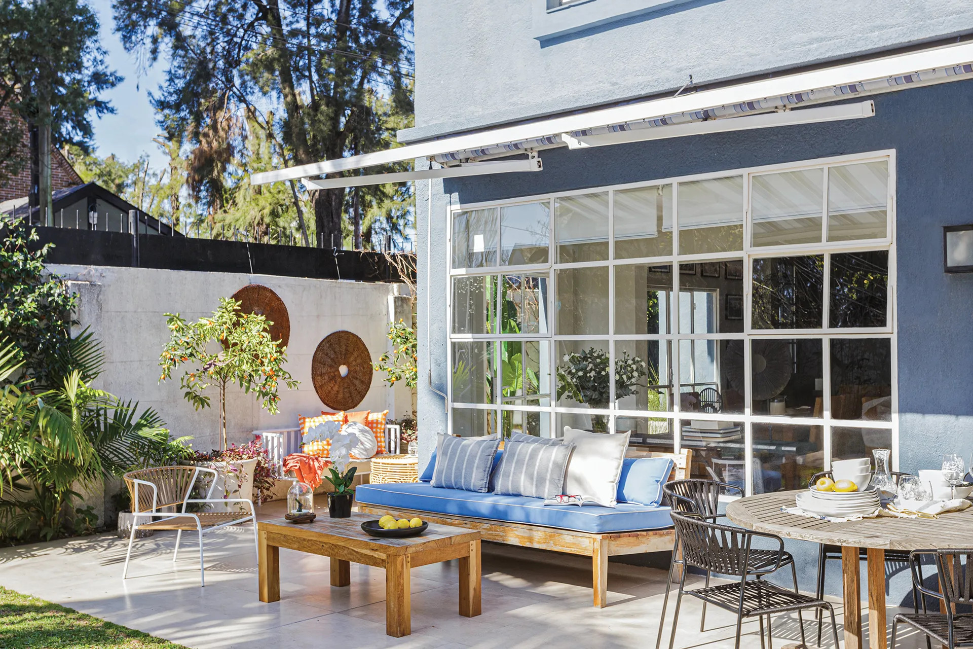 terrasse maison des années 1970 modernisée