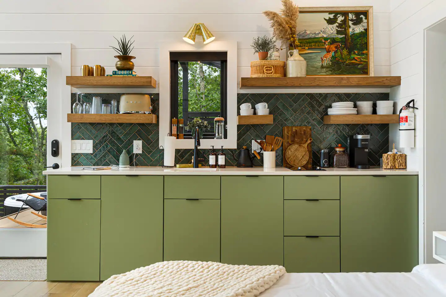 cuisine design verte petite maison loft cuisine design verte petite maison loft