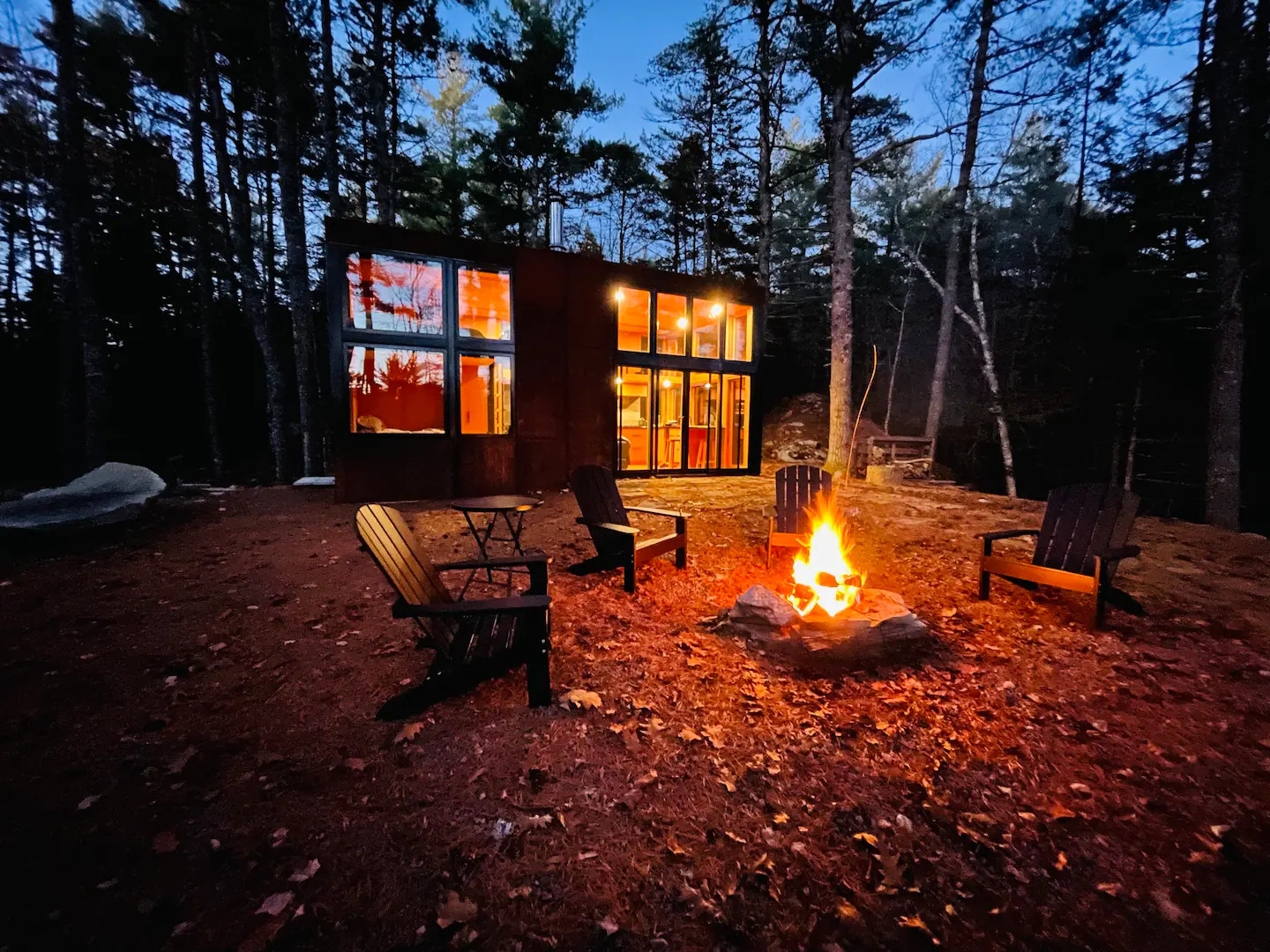 mini maison préfabriquée 40m2 acier et bois