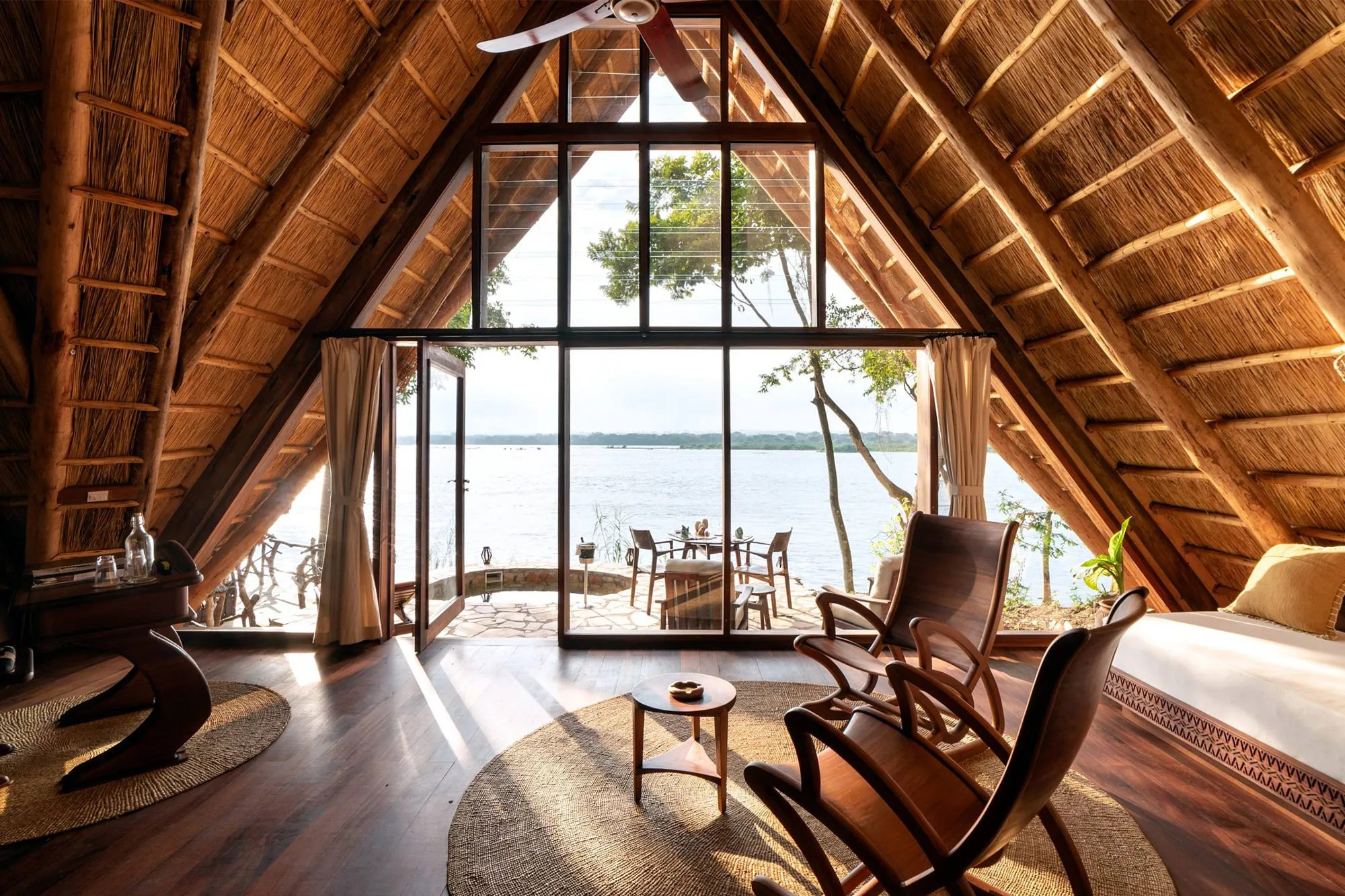 salon avec pignon vitré maison en bois salon avec pignon vitré maison en bois