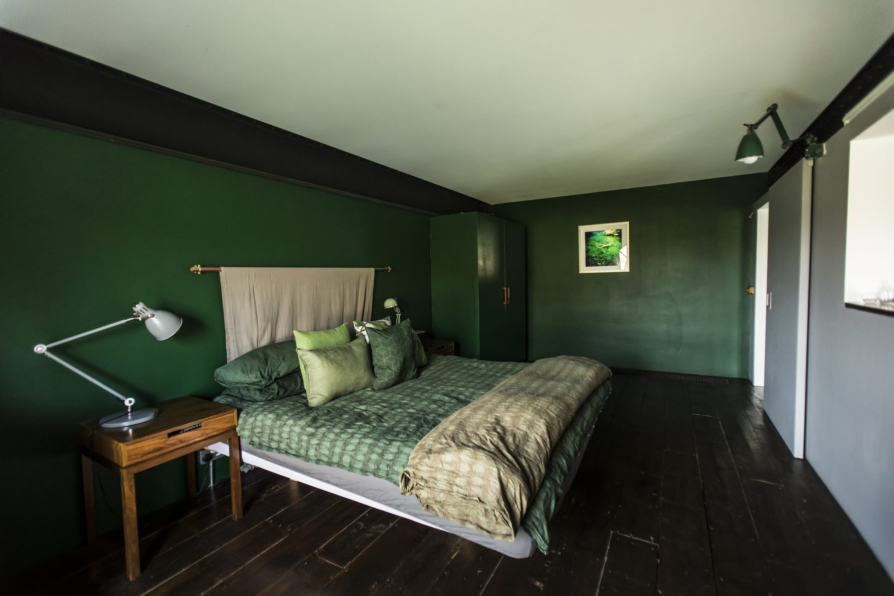 chambre verte et briques Spratts Factory