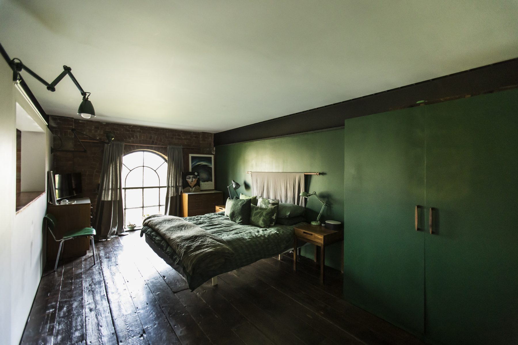 chambre verte et briques Spratts Factory