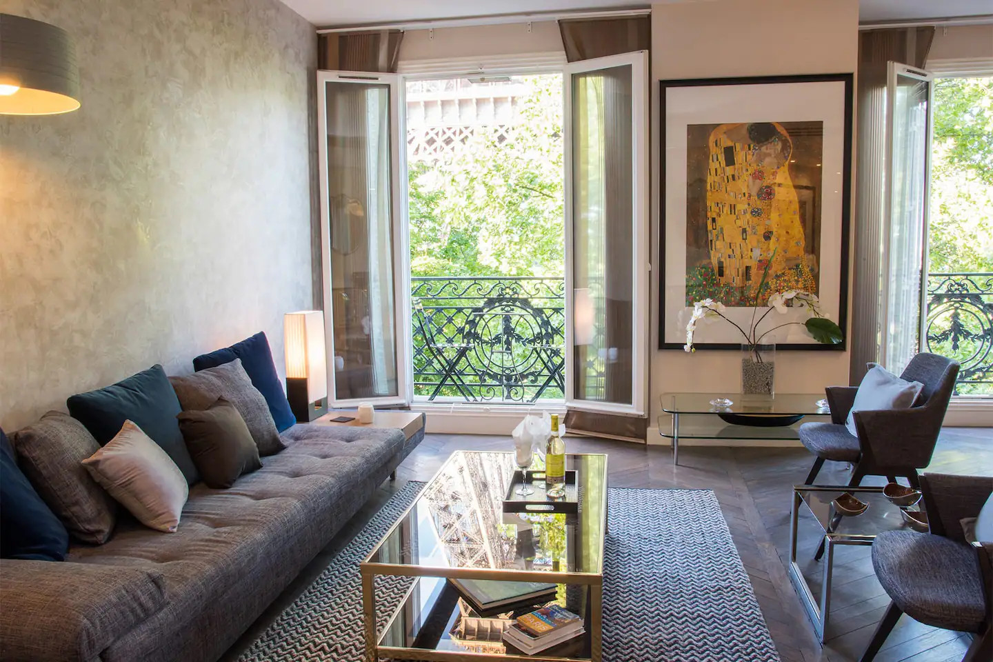 salon appartement vue tour Eiffel salon appartement vue tour Eiffel