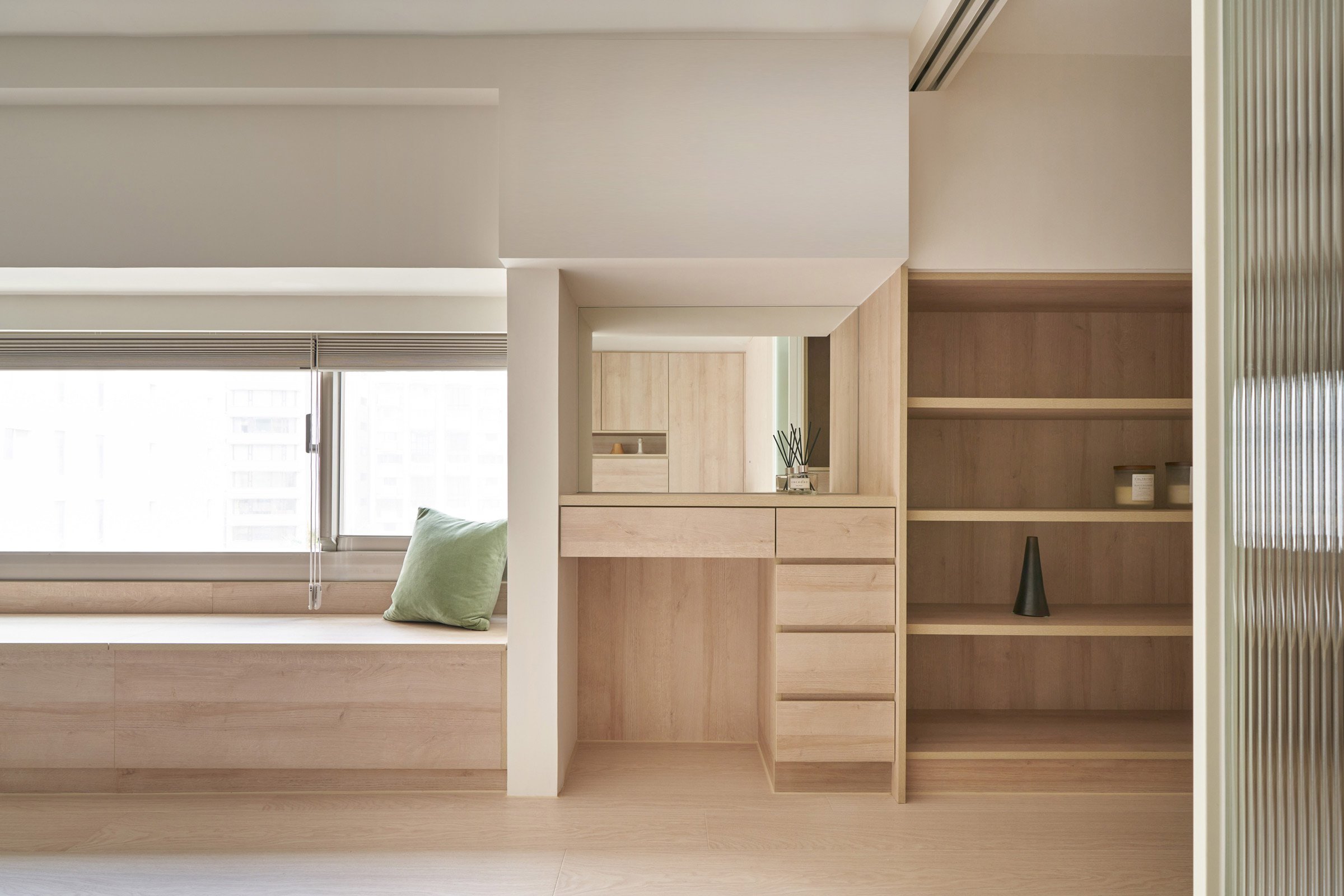 espace bureau ou coiffeuse espace bureau ou coiffeuse