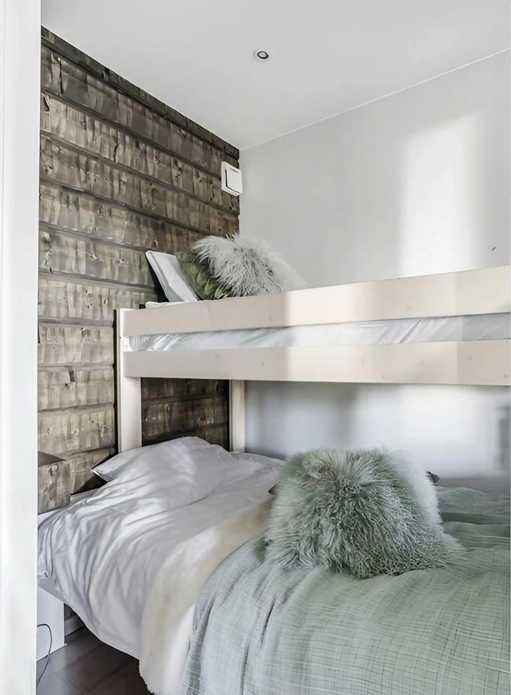 chambre lits superposés appartement montagne