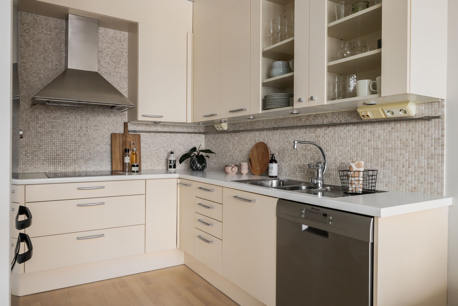 cuisine ouverte design beige cuisine ouverte design beige