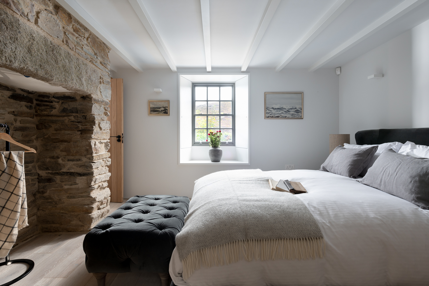chambre avec mur de pierres chambre avec mur de pierres
