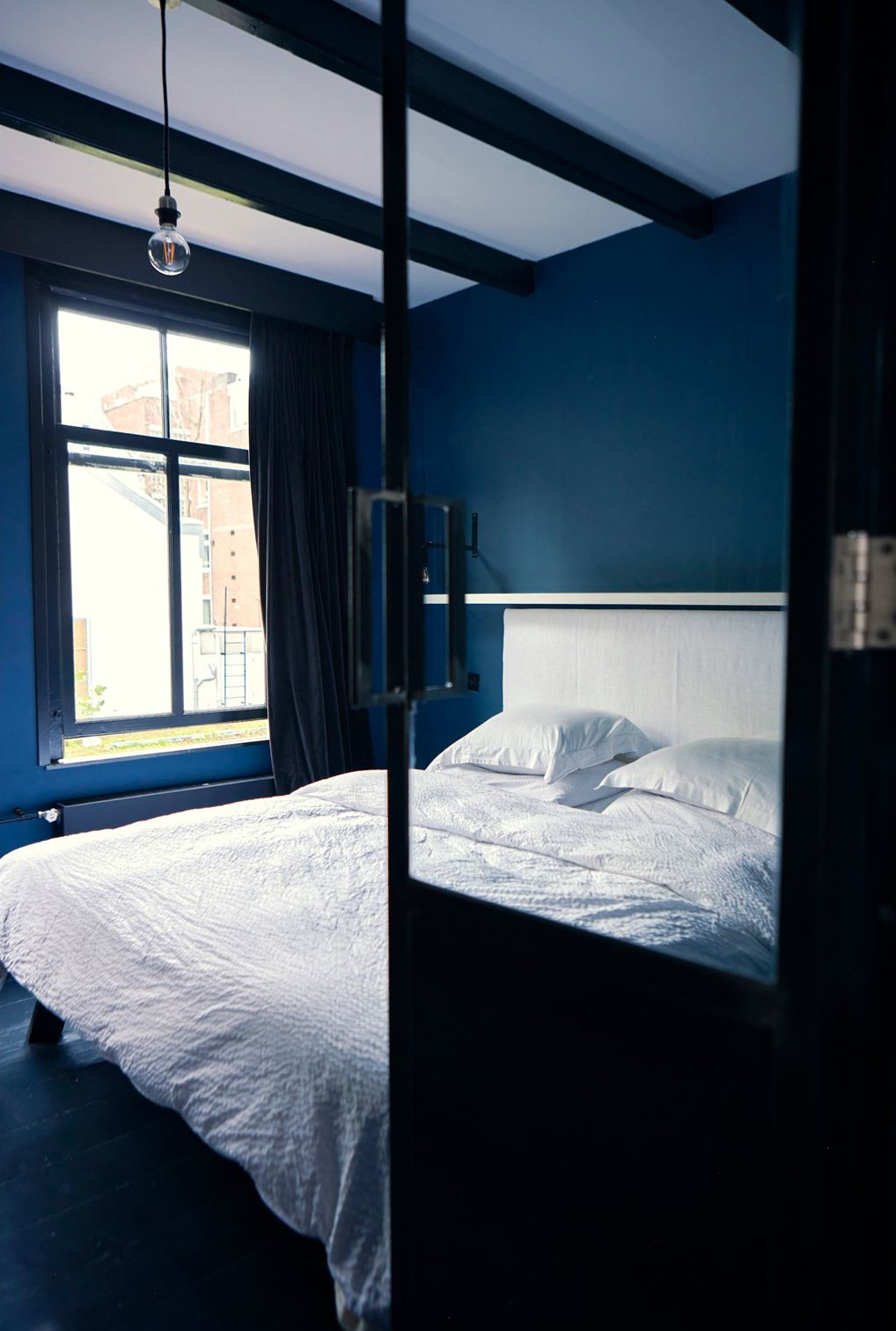 chambre avec poutres et verrière chambre avec poutres et verrière