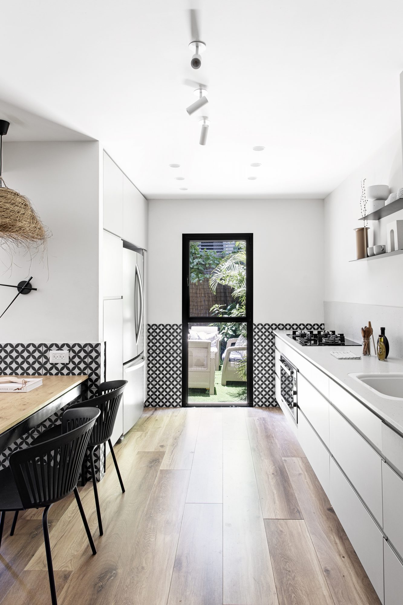 cuisine design avec espace repas