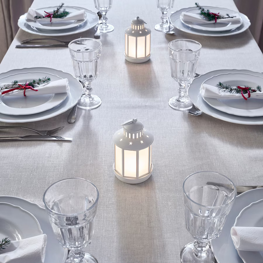 table décoration blanche lanterne IKEA table décoration blanche lanterne IKEA