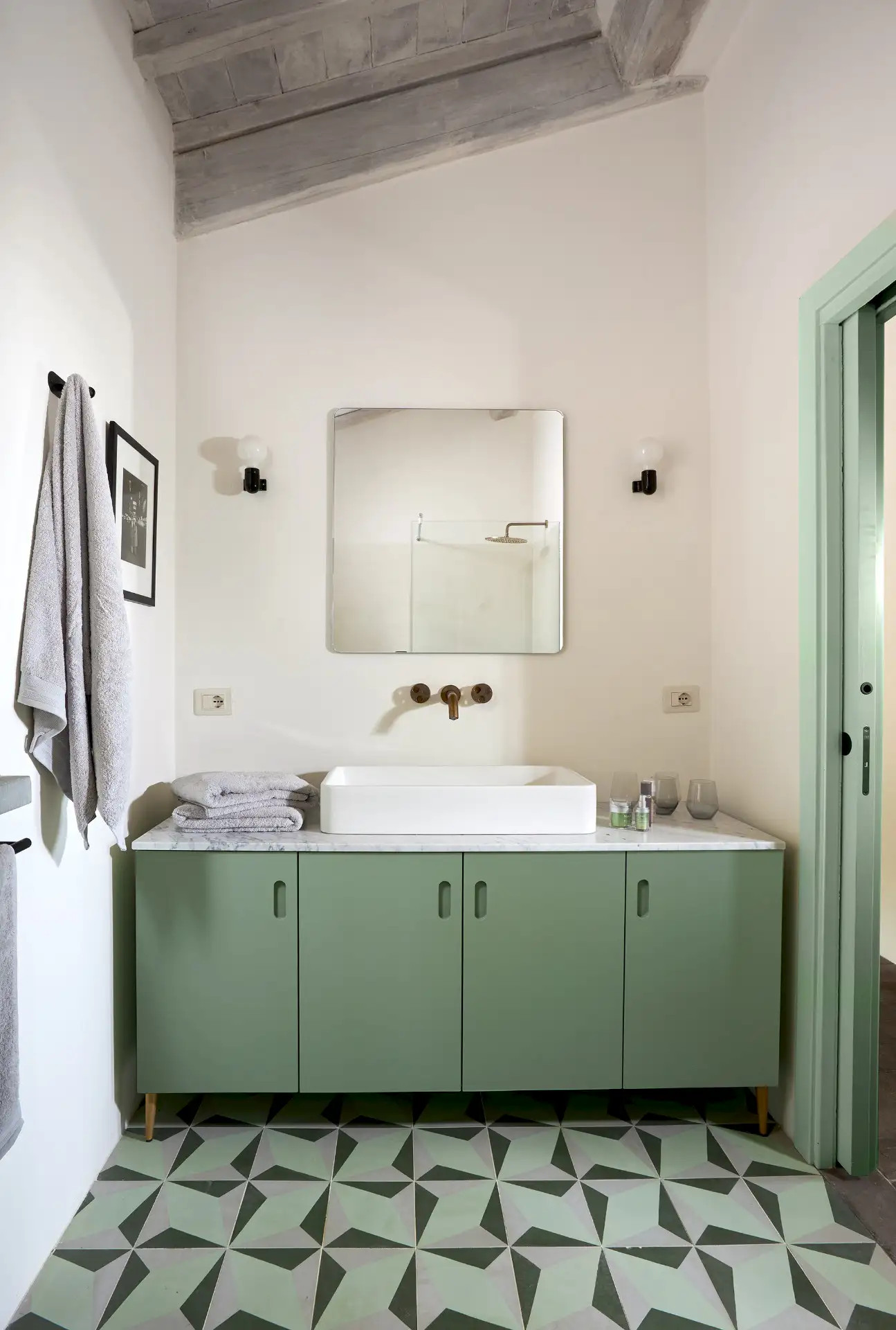 salle de bain verte