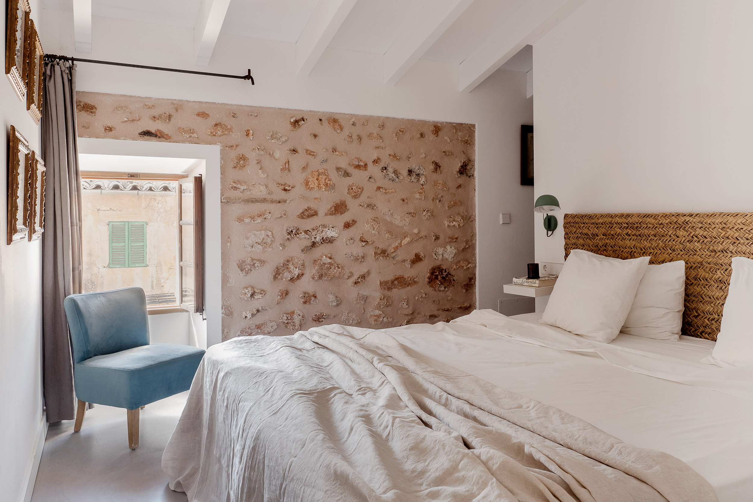 chambre maison pierre rénovée chambre maison pierre rénovée