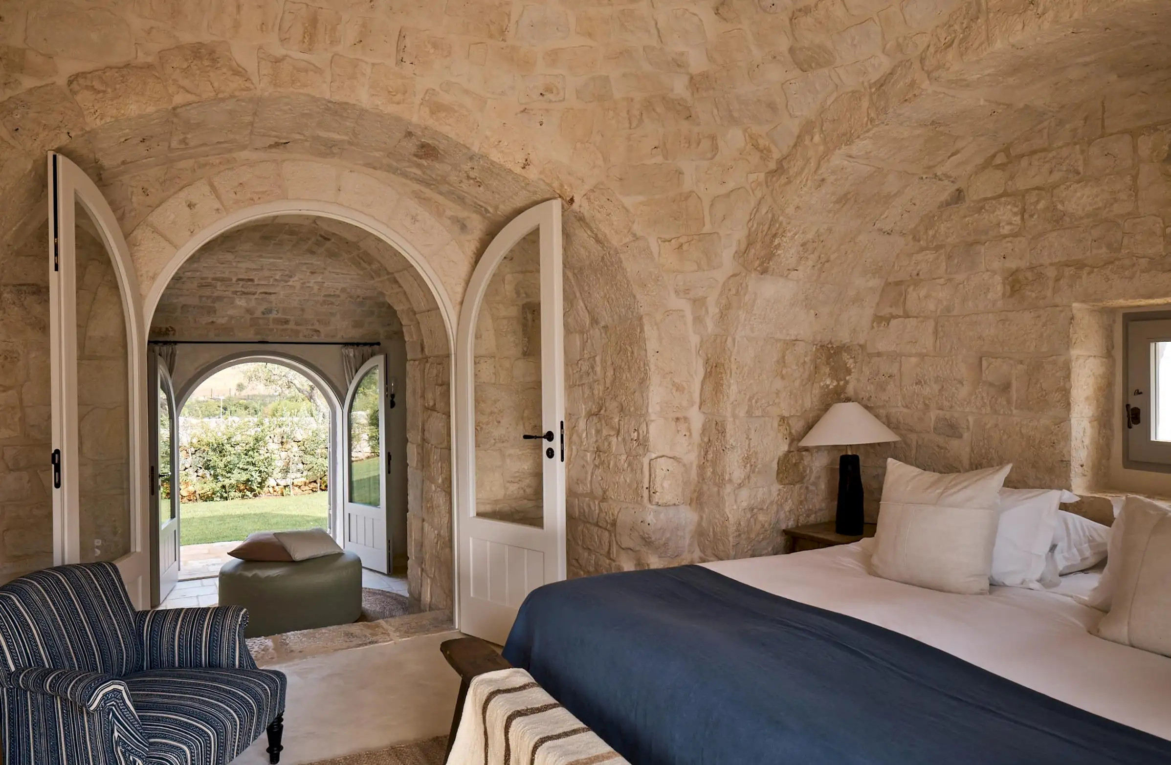 chambre avec voûtes en pierre Masseria Celeste chambre avec voûtes en pierre Masseria Celeste