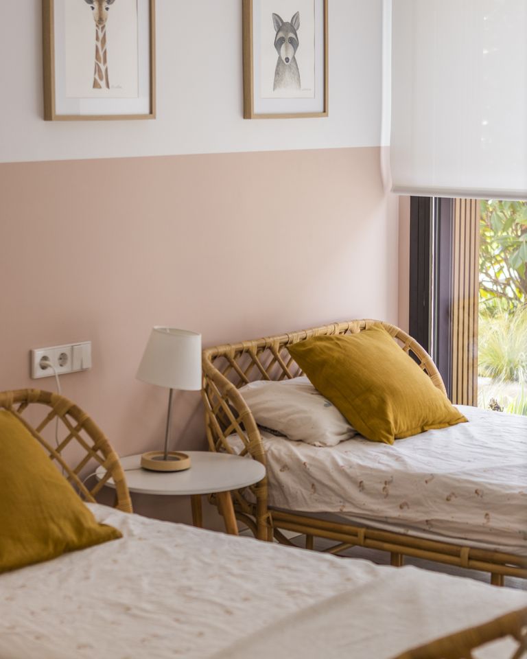 chambre lit rotin mur terracotta chambre lit rotin mur terracotta