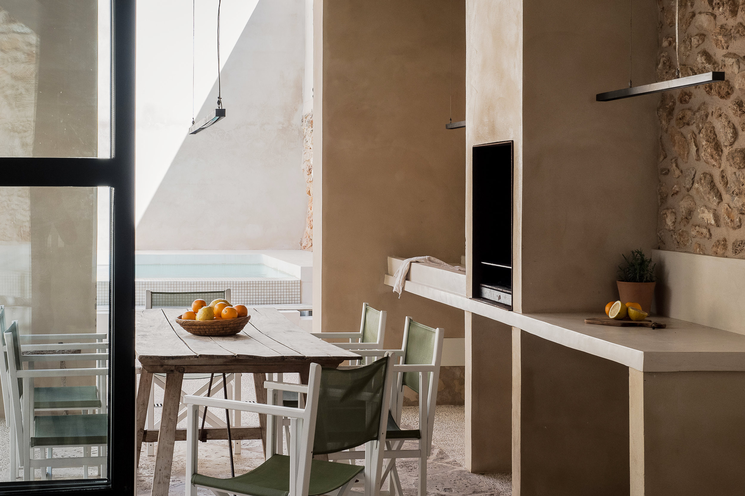 terrasse avec cuisine d terrasse avec cuisine d'été maison pierre rénovée
