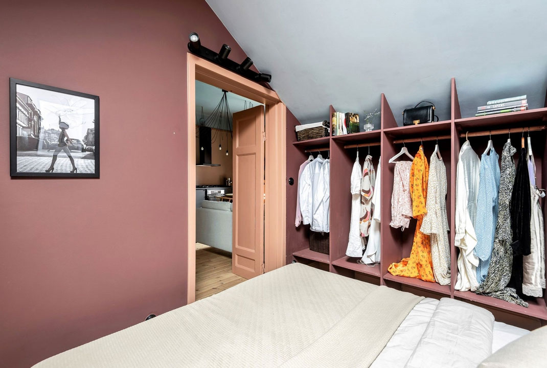 chambre avec dressing ouvert