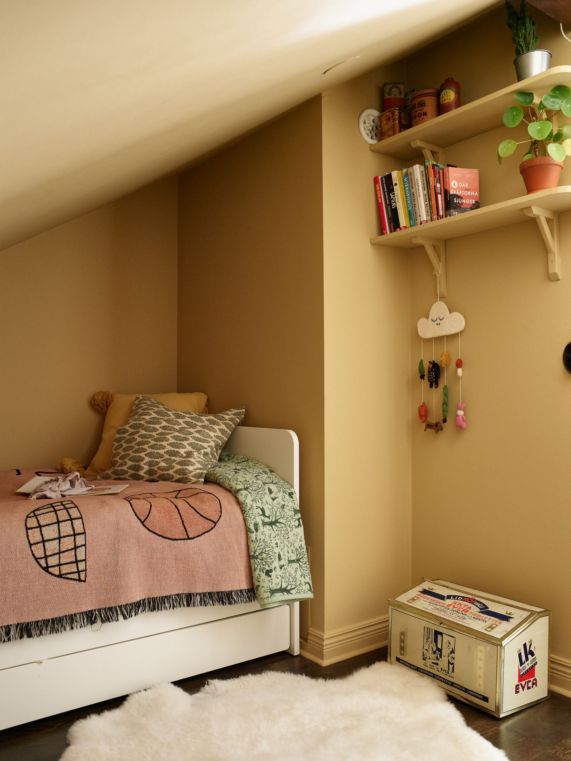 chambre enfant mur jaune chambre enfant mur jaune
