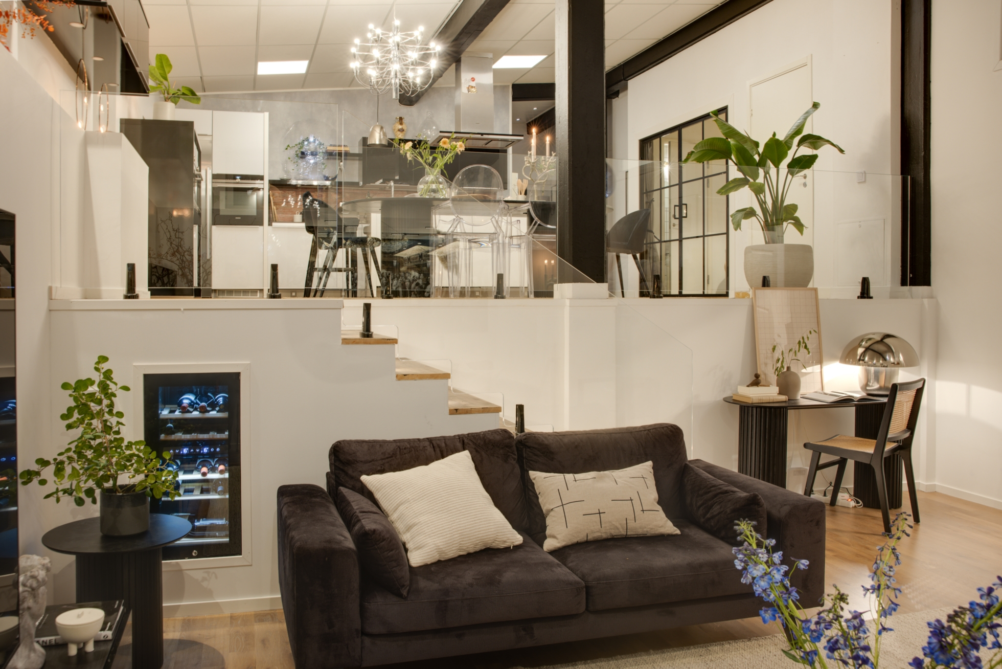salon avec mezzanine décoration scandinave