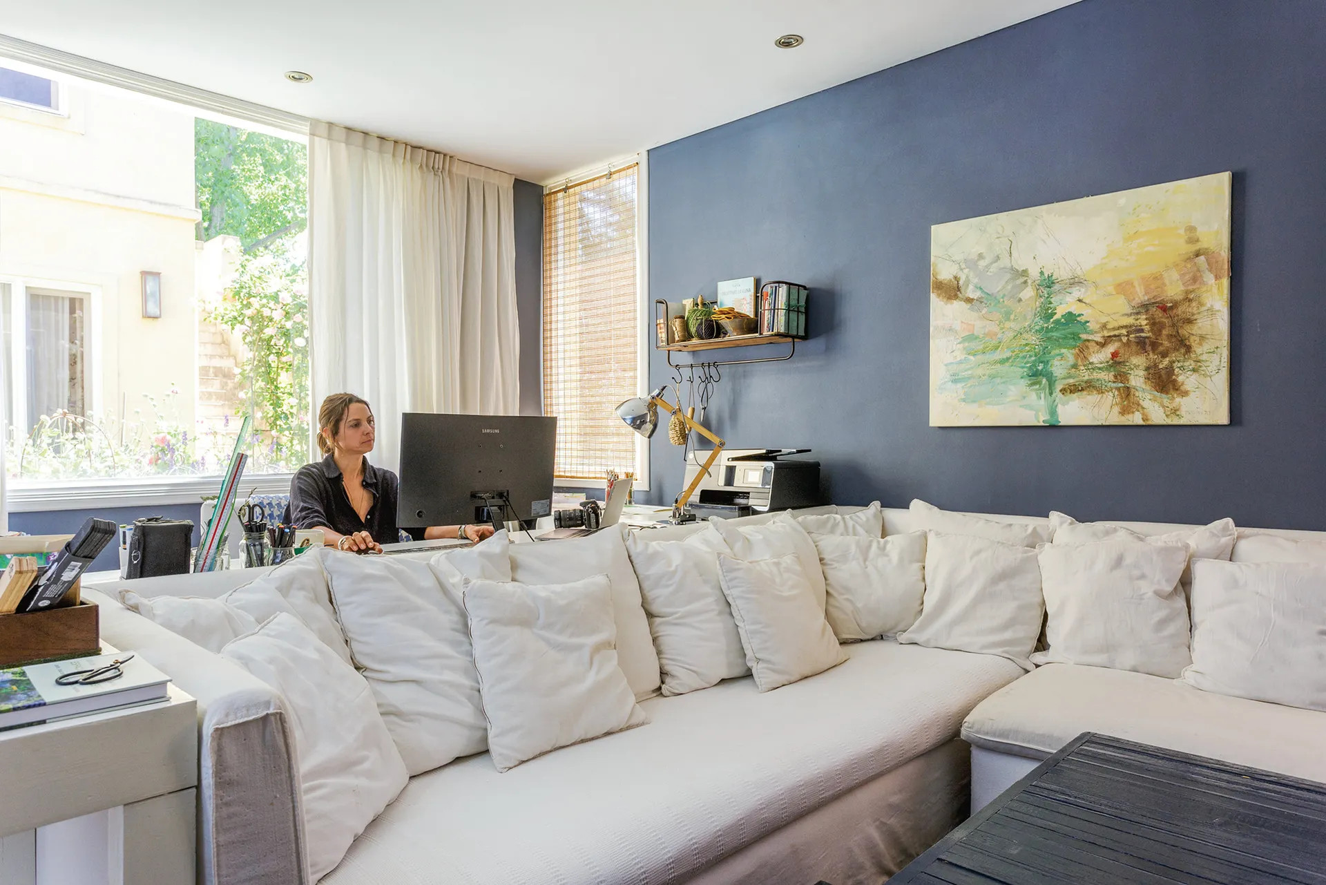 bureau mur bleu