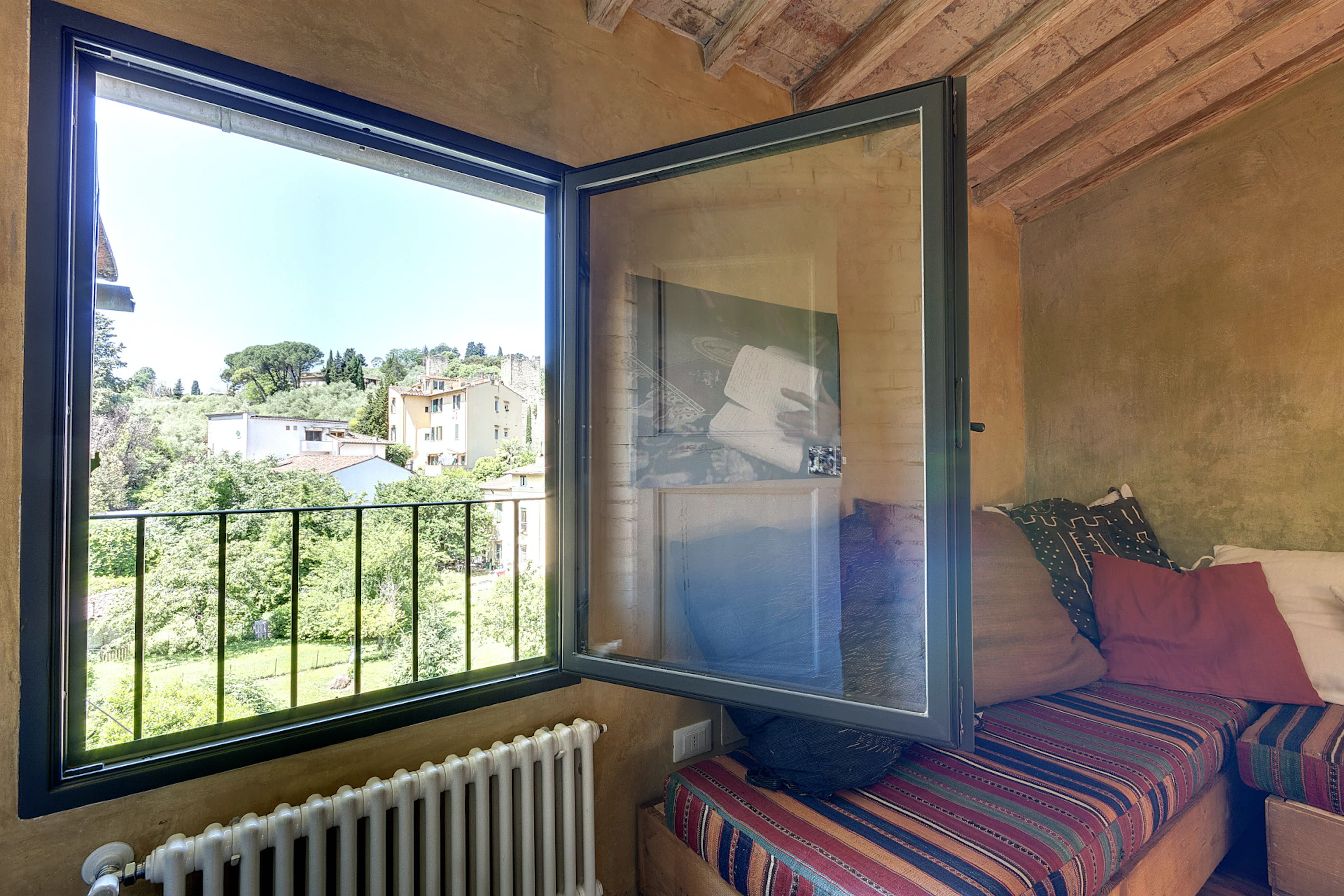 salon avec vue sur Florence