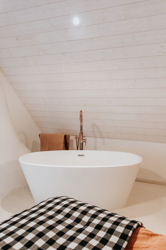 chambre avec baignoire îlot design chambre avec baignoire îlot design