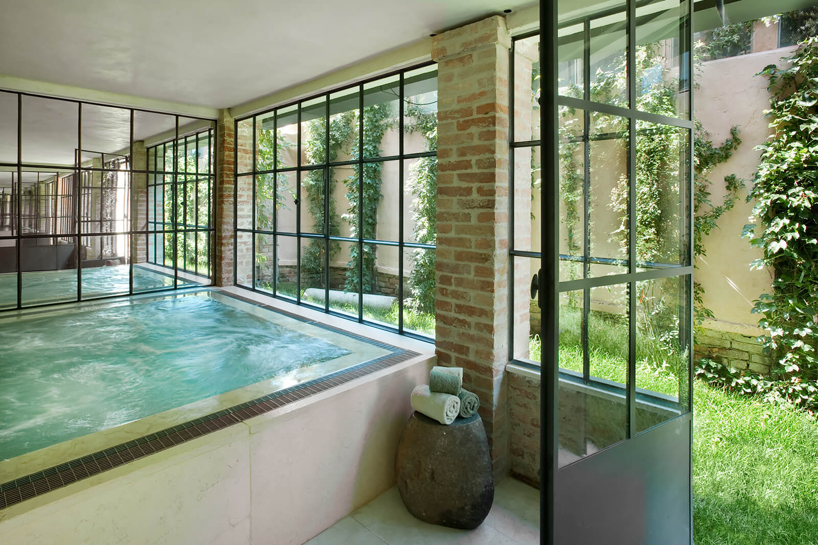 piscine couverte dans maison Venise piscine couverte dans maison Venise