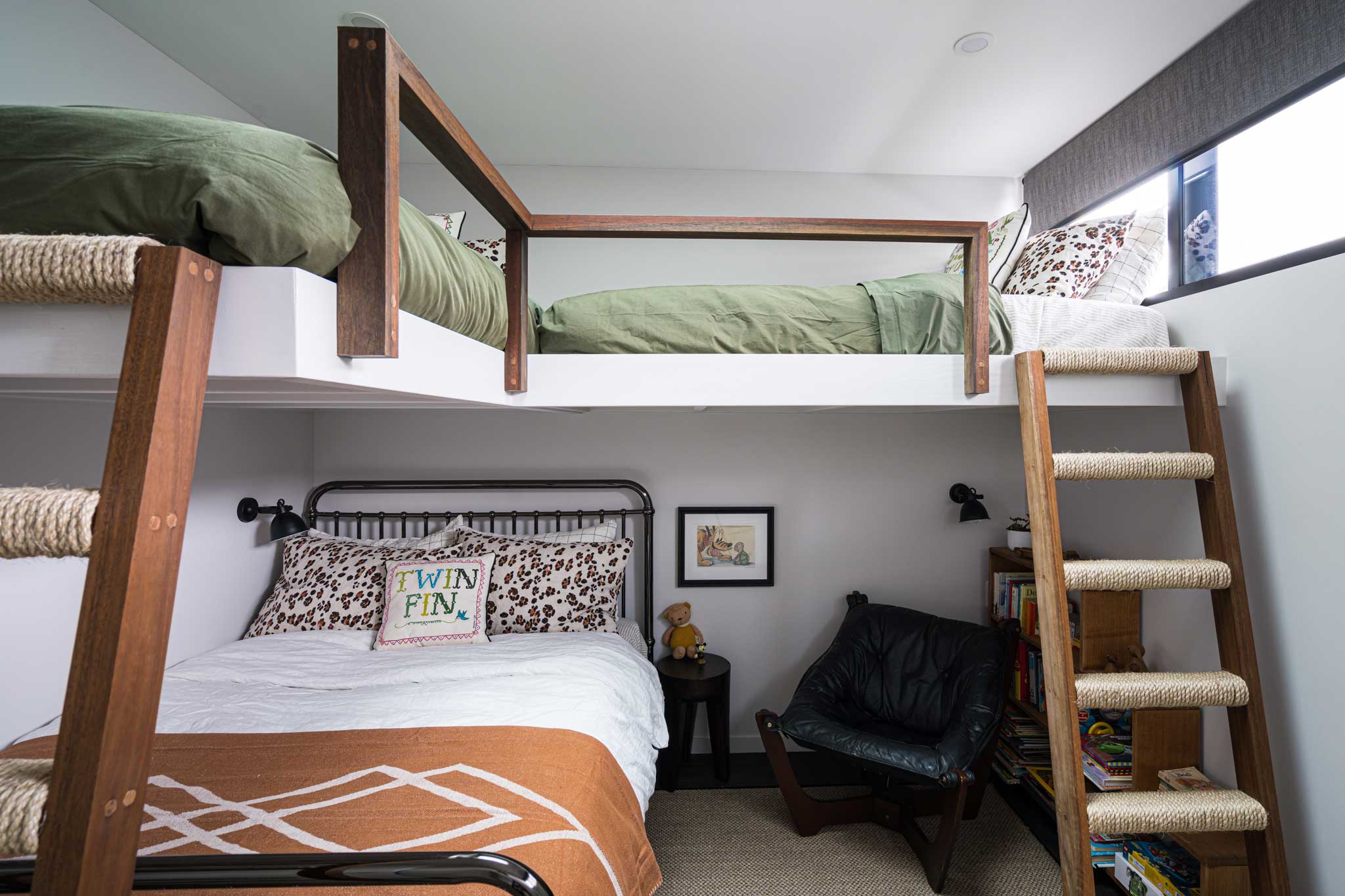 chambre enfant avec mezzanine pour lit