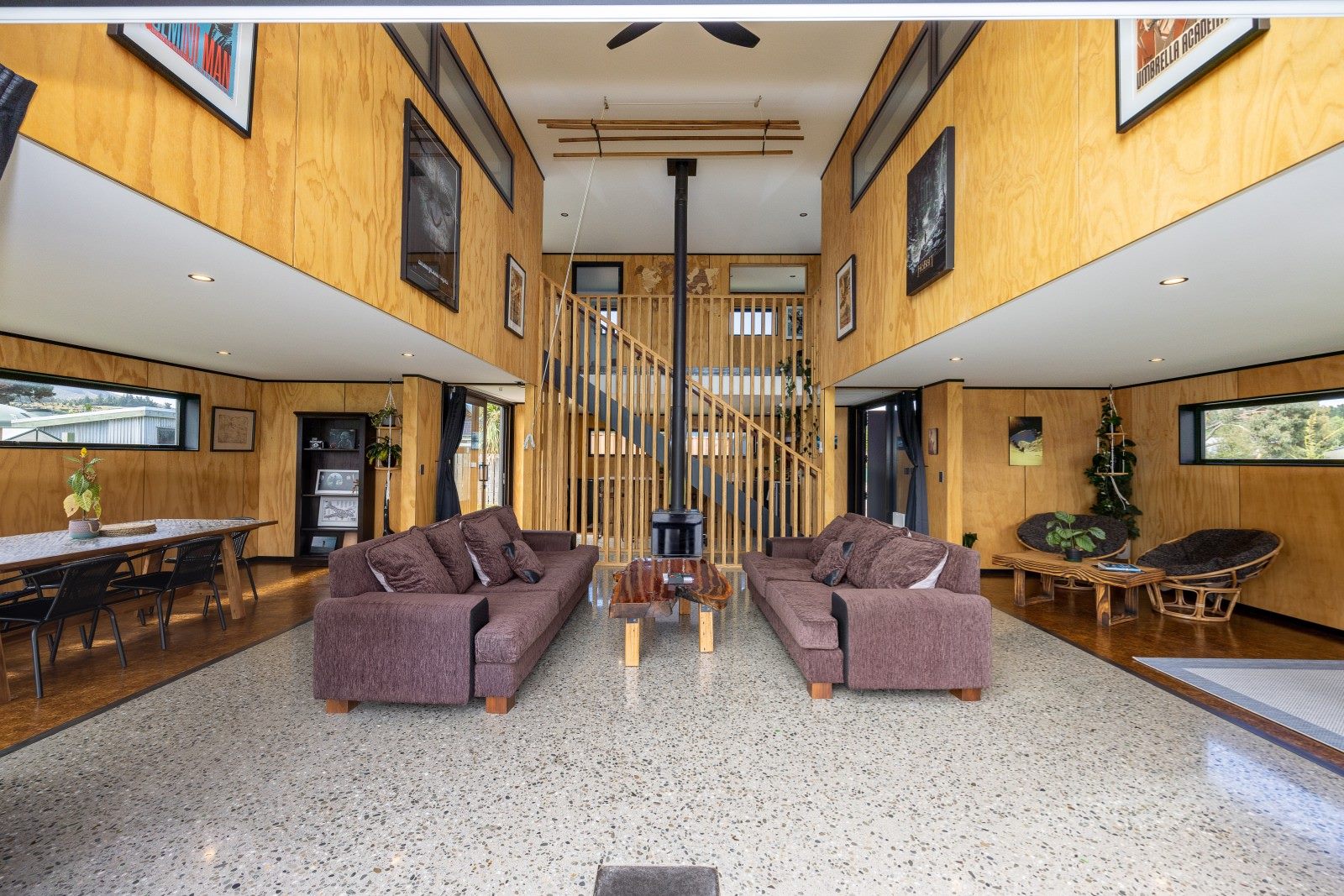 salon double hauteur maison container 195m2 salon double hauteur maison container 195m2